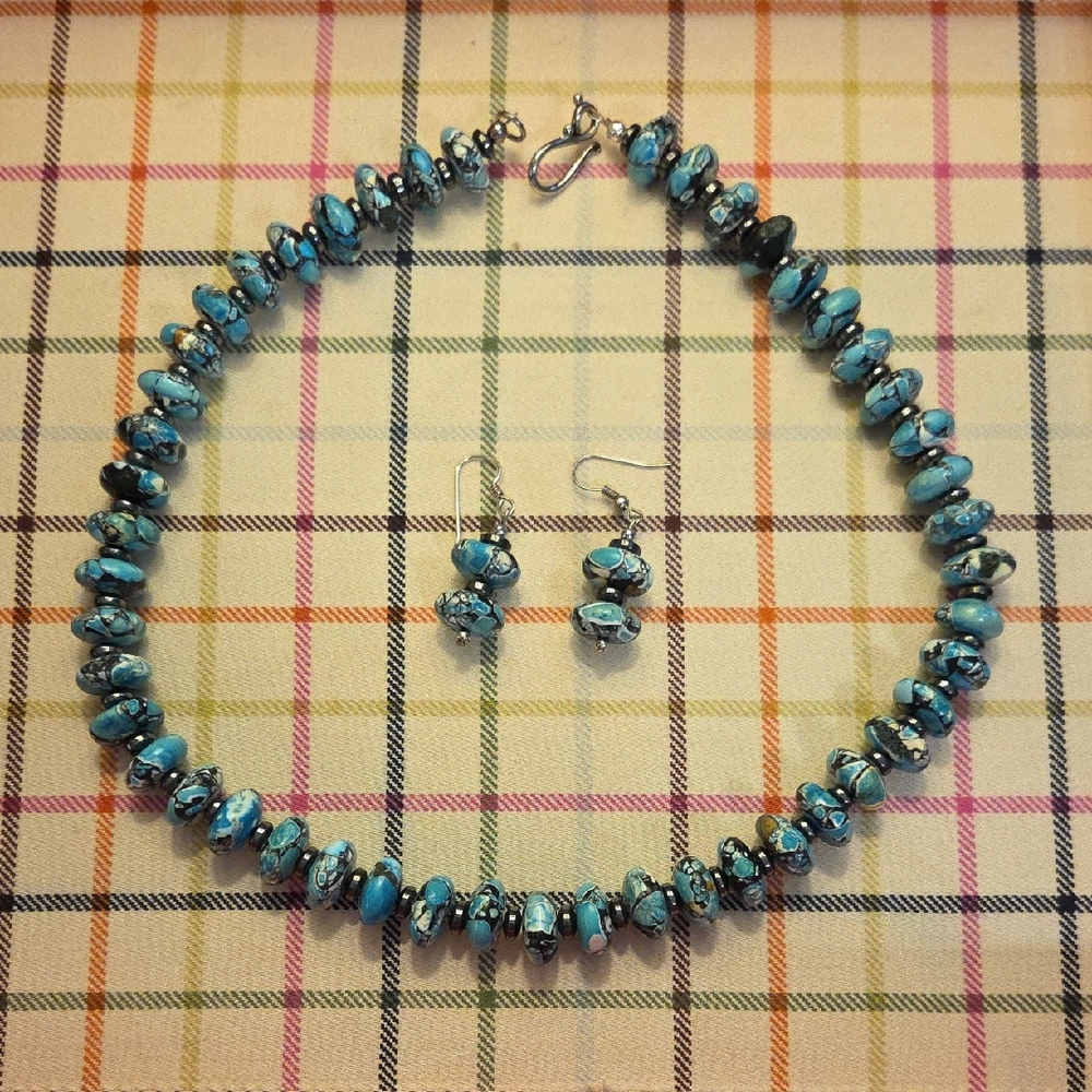 Turquoise Beaded Necklace and Earring Set